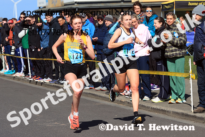 Senior womens Northern 6 Stage Road Relay, 2025 Northern 12 and 6 Stage Road Relays and Junior 5k, Redcar. Photo: David T. Hewitson/Sports for All Pics